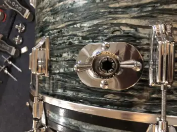 Rogers Hardware: Spur and Tom Mount Diameter