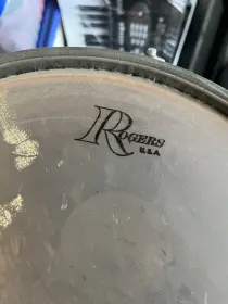 Can anyone identify the year and model of my Rogers Kit?