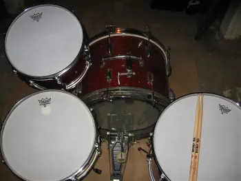 MIJ stencil v.1  &quot;Custum&quot; red sparkle set