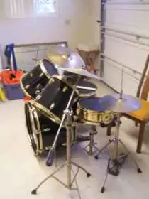 Slingerland Black/gold Set On C/l 450.00