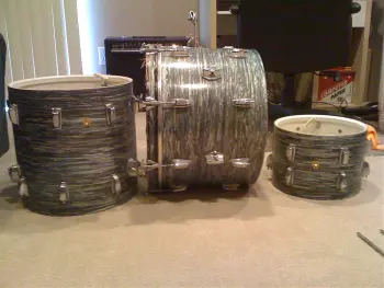 Blue Oyster - '60s Ludwig Kit