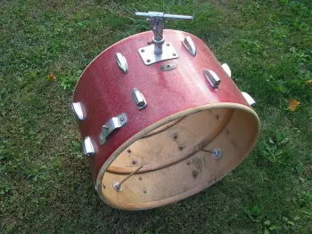 Ideal bass and Sonor-san drums