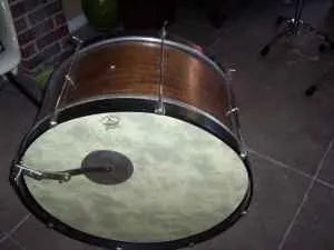 20's Leedy Bass drum 200 OKC CL