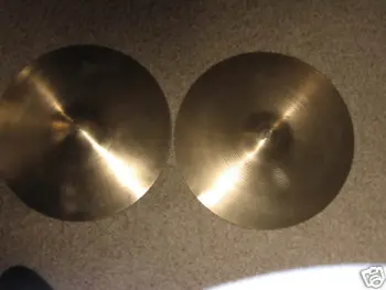 Value?: 60s A Zildjian 14&quot; hats / Camco Stand