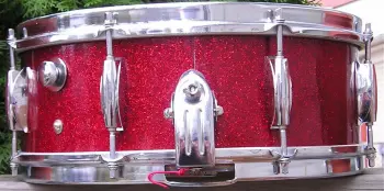 Unknown Japanese &quot;Super Sensitive&quot; style Snare Drum?