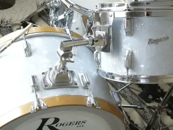 Rogers &quot;mystery&quot; drums