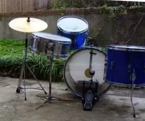 need info on this ludwig for sale