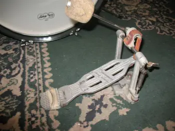 Yamaha hihat stand for a Rogers Swivo snare stand