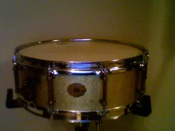 A couple of new (to me) snares.  Any info on them?