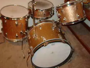 67 ludwig downbeat champagne worth $1,200?