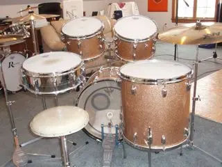 Vintage mid-60's Slingerland Solo set-Champagne Sparkle