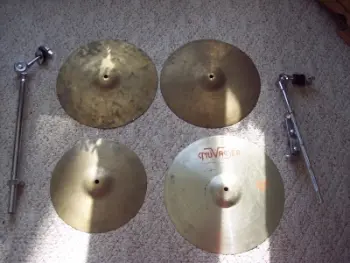 Late 70's black Ludwig 3 pc.
