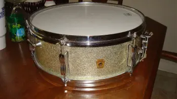 1964 silver sparkle ludwig snare 14&quot; 6 lug