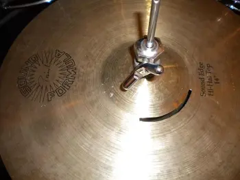 Compare Paiste Sound Formula Sound Edge with Paiste 602 hi hats