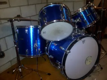 Need Help identifying Pearl President Series