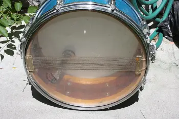 Nikkan (Nippon Gakki) Blue Sparkle Snare Photos - any info would be appreciated.