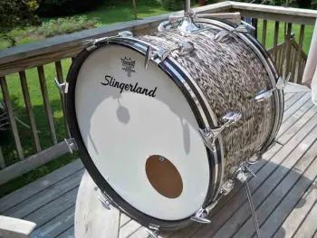 Slingerland T-Rods and claws.
