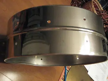1930s  snare ... help with ID ??