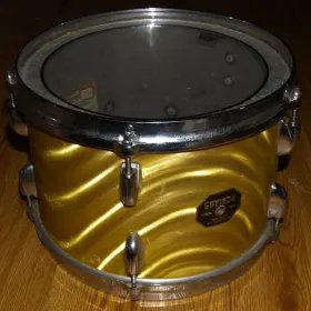 $350 or best offer- Gretsch 8&quot;x12&quot; model 4415 60s/70s tom stop sign badge