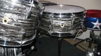 Ludwig Black Oyster Pearl Snare