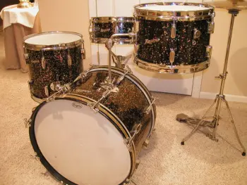 Rogers Mardi Gras Headliner set 12-14-20 5X14 Holiday Snare