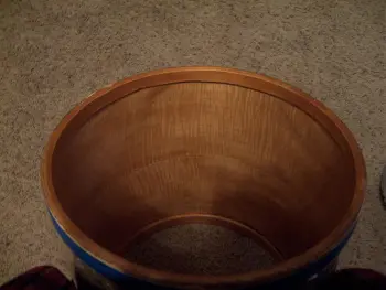 Can you paint the interior of Japanese sets to change the sound?