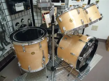 Gretsch Round Badge questions