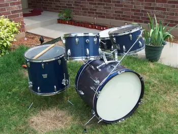 Need help to identify my drums