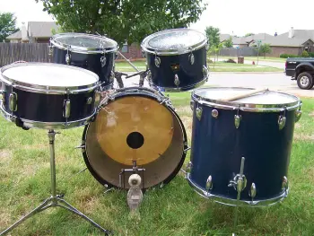 Need help to identify my drums