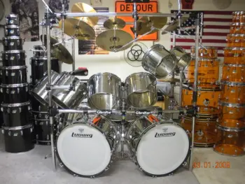 1970s S/S Ludwig Thunder Down Under