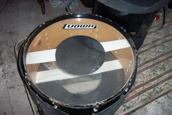 can anyone help me with info on LUDWIG BASE DRUM