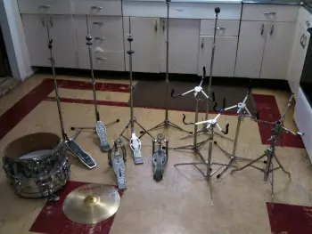 vintage stands pedals camco trixon (mainly ludwig) other stuff