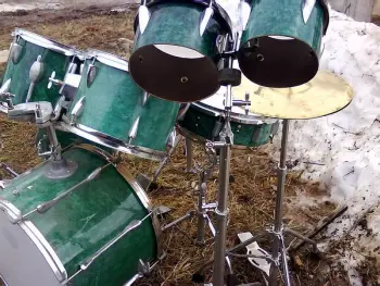 Soviet/Russian drums???