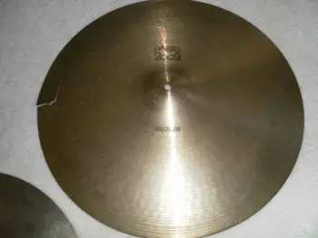 Paiste 2002 18&quot; cracked