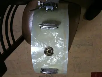 gretsch mount, gretsch snare shell, rogers lugs, slingerland trods, WFL claws