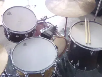 Slingerland Red Sparkle Drums
