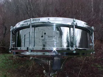 Sonor free floating snare
