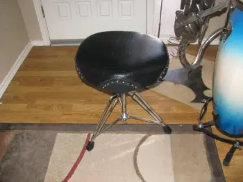 vintage thrones?