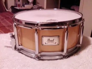 Pearl Maple Free Floating Snare Drum