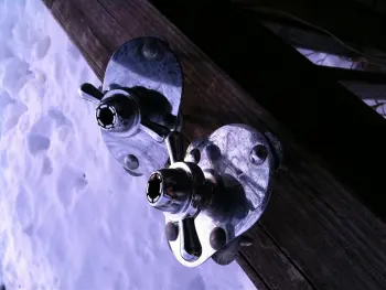 2 rogers swivomatic toms mounts