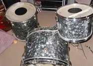 Just picked up a one owner '66 ludwig kit :)