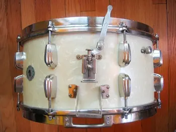 Correct snares for 1940's Radio King