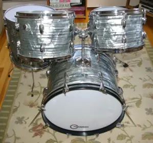 Early 70's Slingerland Kit with Ludwig Acrolite