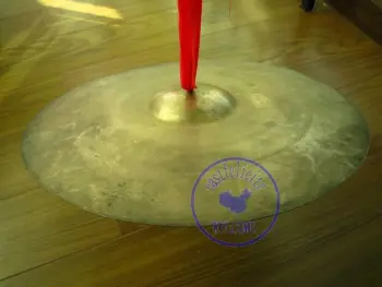 Need help identifying 3 cymbals