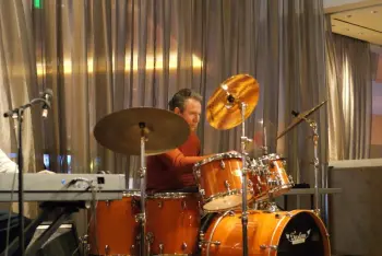 hello fellow drummers