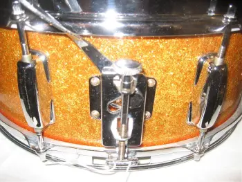 MIJ snare strainers