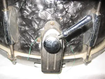 MIJ snare strainers