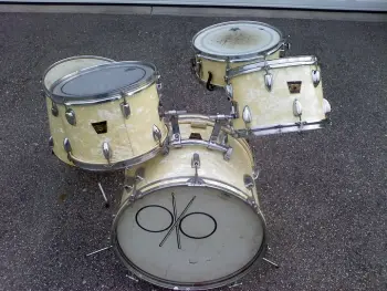 Picked up some Majestic Drums tonight!