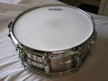Older Tama snare - please help figure out model/year