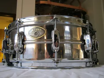 Older Tama snare - please help figure out model/year